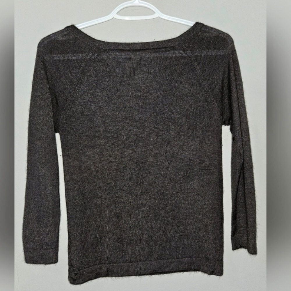 Prada Cashmere 3/4 sleeve scoop neck cashmere top. Nwot. Size 38 (It)